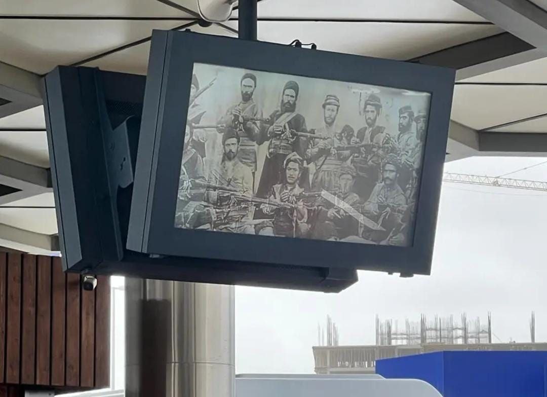 Koroğlu Nəqliyyat Mübadilə Mərkəzinin monitorunda 31 mart Soyqırımı ilə bağlı videoçarx NÜMAYİŞ OLUNUR - FOTO 