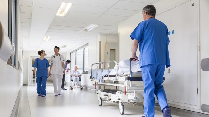 Sumqayıtda klinikada 3 aylıq körpə ÖLDÜ Sumqayıtda klinikada 3 aylıq körpə ÖLDÜ