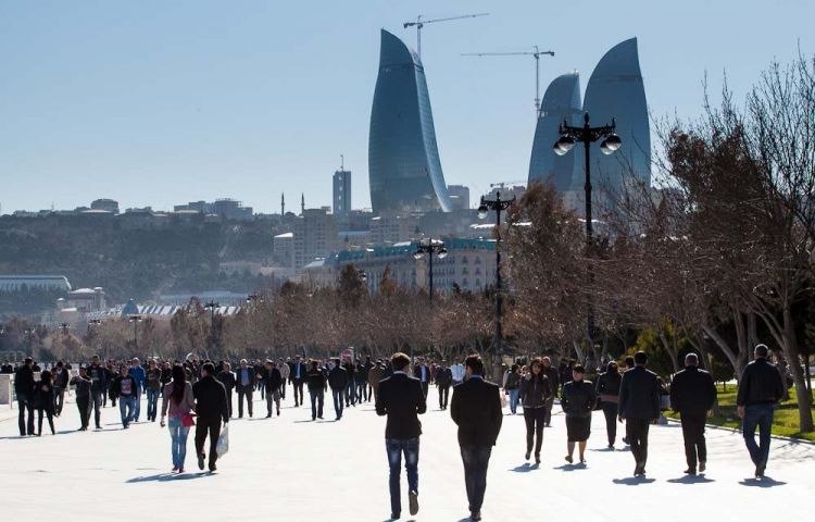 Əhalinin neçə faizi Azərbaycanı təhlükəsiz ölkə hesab edir? – SORĞU 