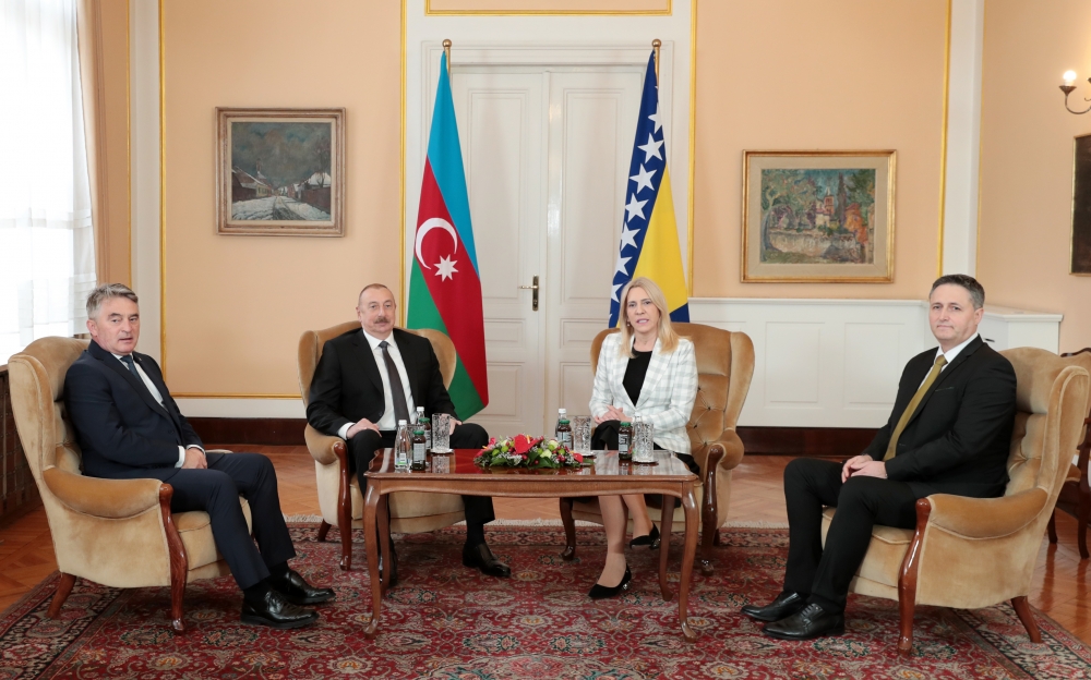İlham Əliyev Bosniya və Herseqovina lideri ilə görüşüb - FOTO-VİDEO