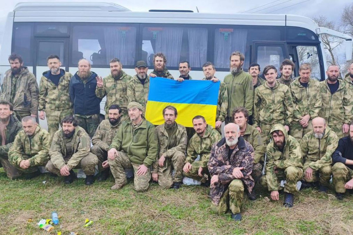 130 ukraynalı əsir azad edildi - VİDEO
