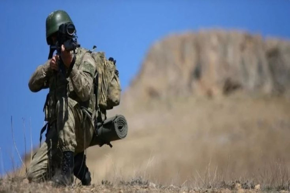 PKK Türkiyənin hərbi bazalarını atəşə tutdu - 4 türk əsgəri yaralandı