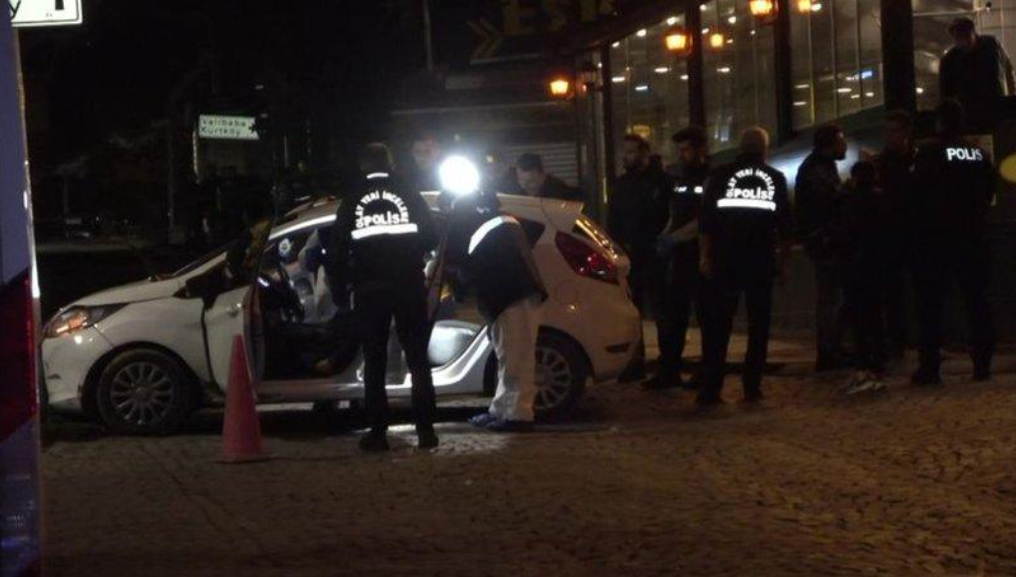 İstanbulda silahlı insident - Ölən və yaralananlar var - VİDEO