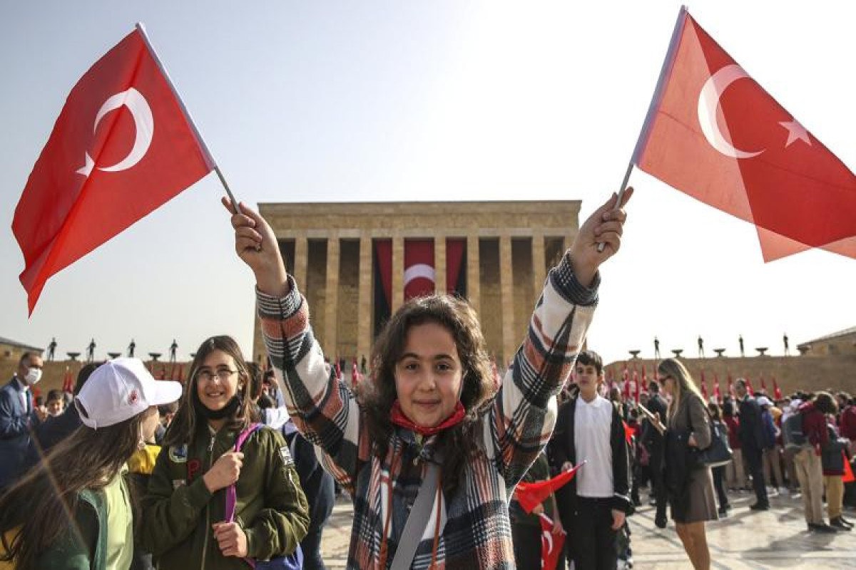 Türkiyədə Uşaqların Müdafiəsi Günü qeyd olunur - FOTO