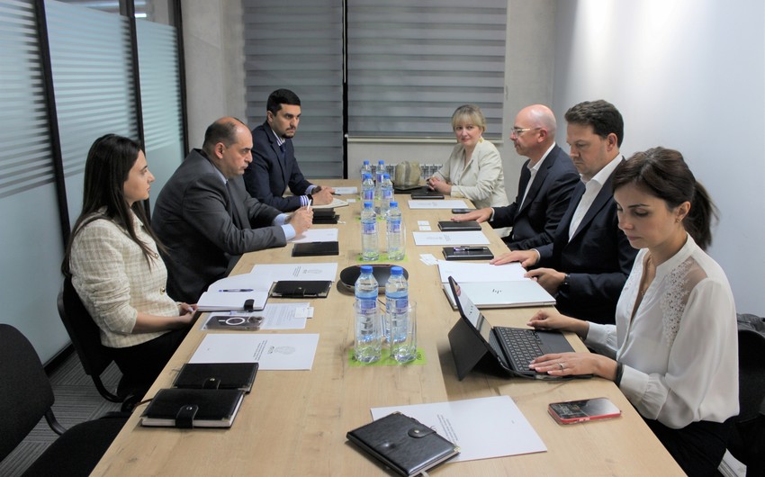 Cəbrayılda BP ilə günəş enerjisi layihəsinin texniki və kommersiya məsələləri MÜZAKİRƏ OLUNDU Cəbrayılda BP ilə günəş enerjisi layihəsinin texniki və kommersiya məsələləri MÜZAKİRƏ OLUNDU