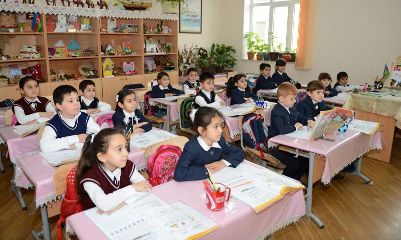 4-cü sinif şagirdlərinin yerdəyişməsi DAYANDIRILIR 4-cü sinif şagirdlərinin yerdəyişməsi DAYANDIRILIR