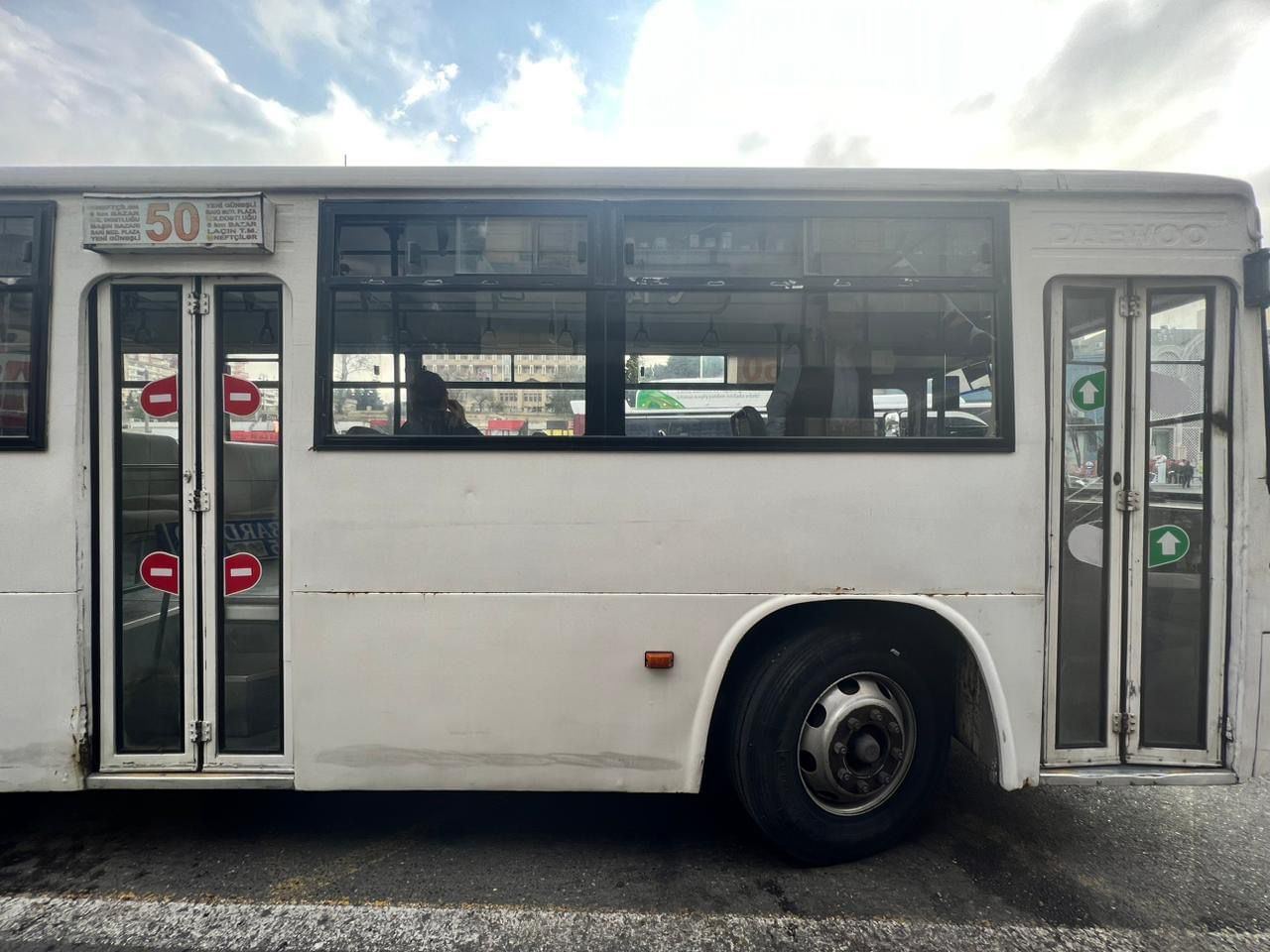 Daha bir avtobus kart sisteminə keçdi – FOTO  