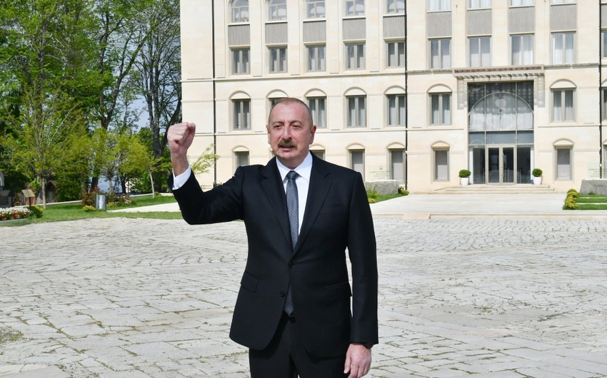 Prezident: “Şuşa Zəfərimizin tacıdır”
