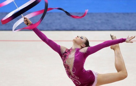 Gimnastlarımız Bakıdakı Avropa çempionatında iki bürünc medal QAZANDI - FOTO