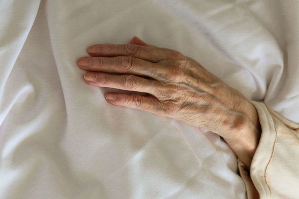 74 yaşlı kişi həyatına son qoydu - Prokurorluq araşdırır