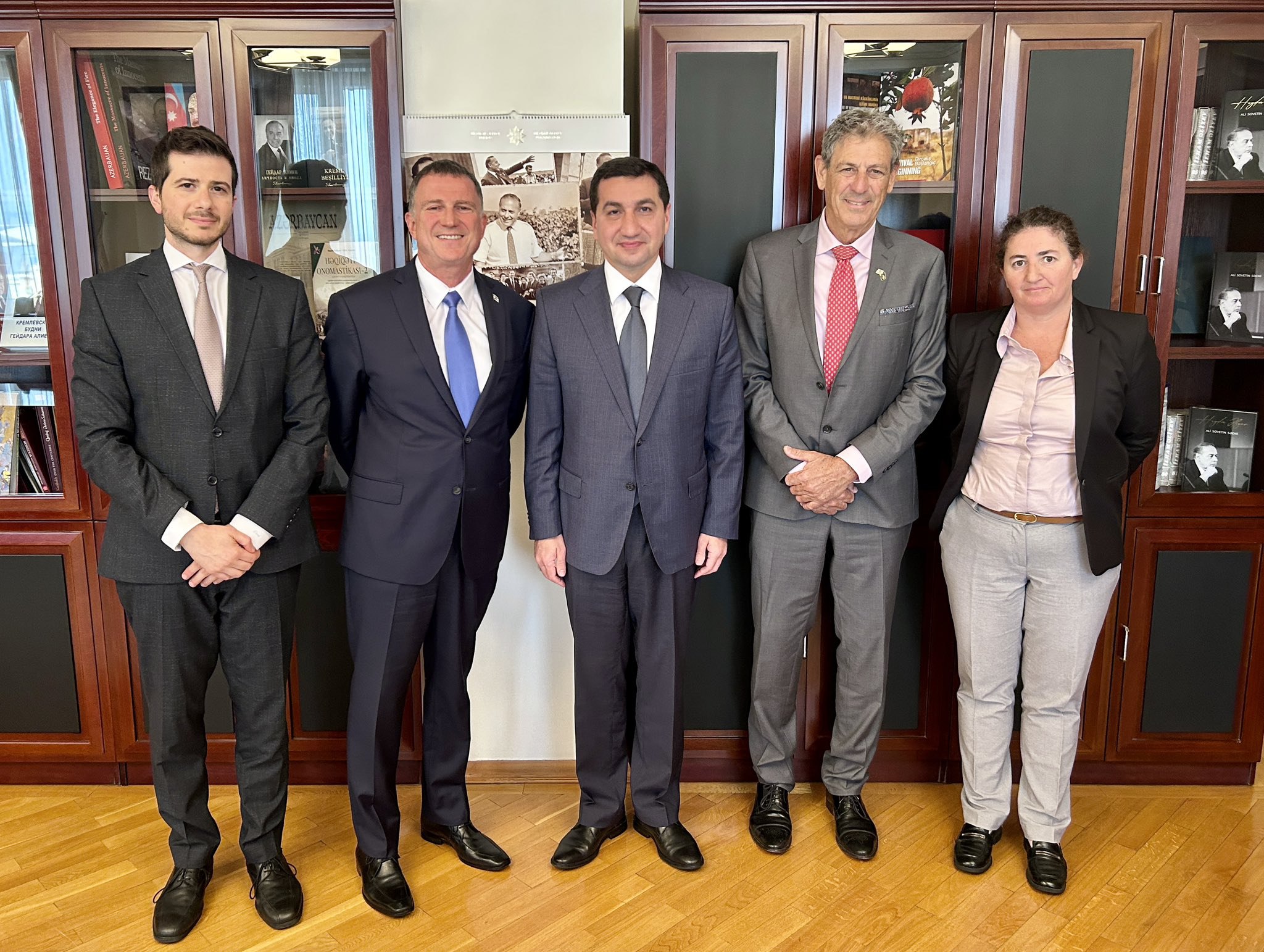 Prezidentin köməkçisi İsrail nümayəndə heyəti ilə regional məsələləri müzakirə edib - FOTO Prezidentin köməkçisi İsrail nümayəndə heyəti ilə regional məsələləri müzakirə edib - FOTO