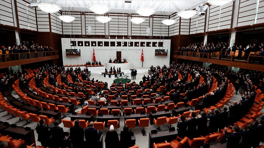 Türkiyə parlamenti toplandı - SƏDR SEÇİLİR - VİDEO