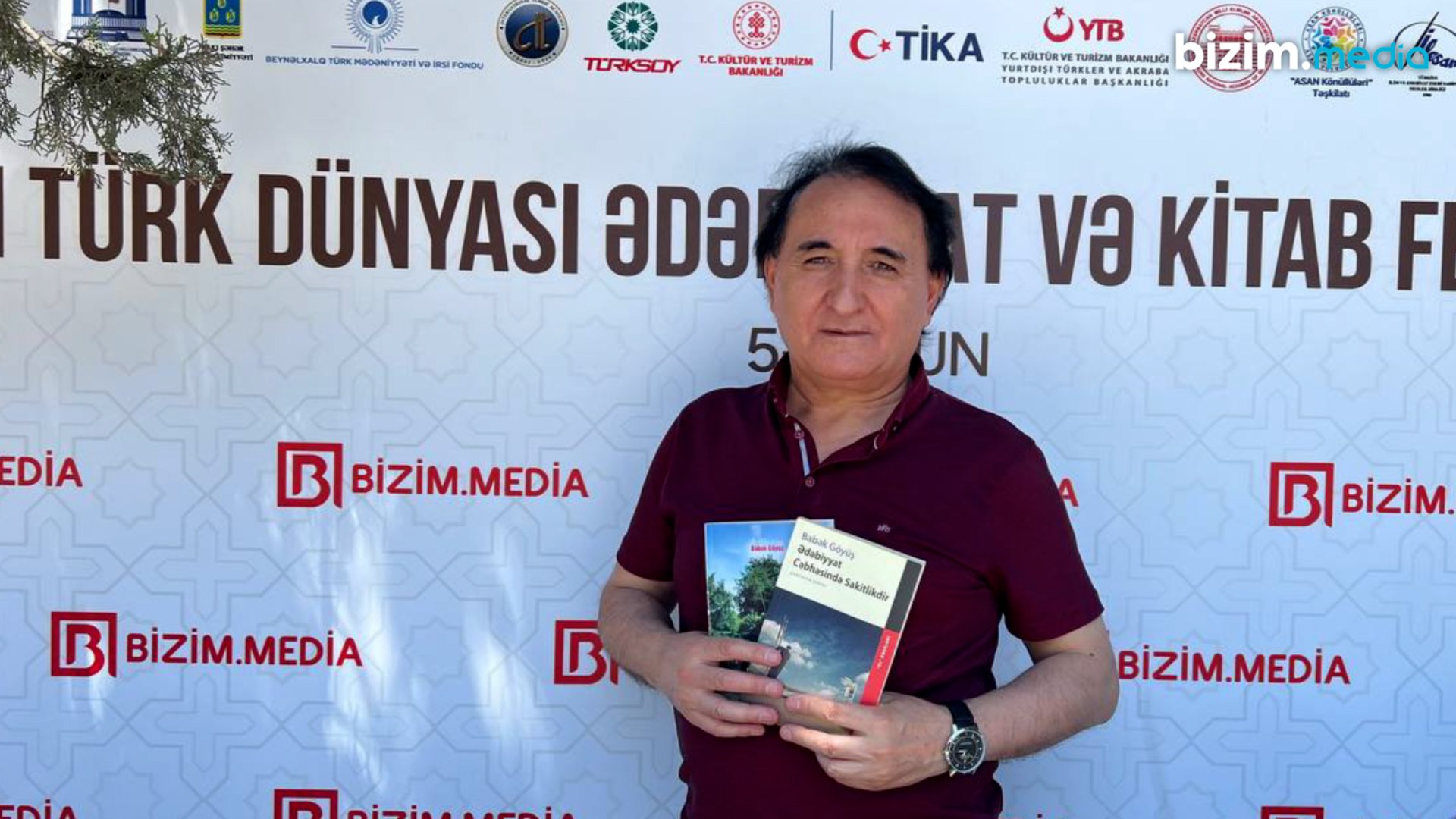 Babək Göyüşün kitabları oxucularına TƏQDİM OLUNDU – FOTO 