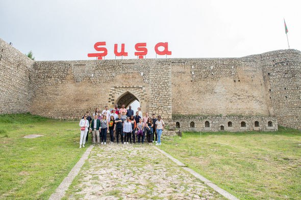 Xarici diplomatlar Şuşaya səfər ETDİLƏR - FOTO