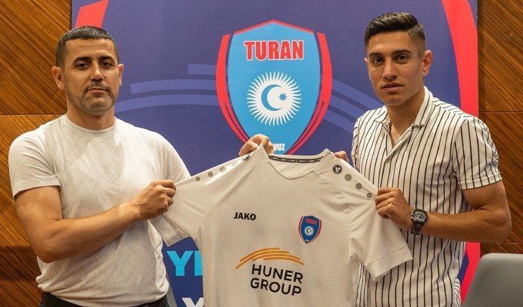 “Turan Tovuz” “Kəpəz”in futbolçusu ilə müqavilə bağladı