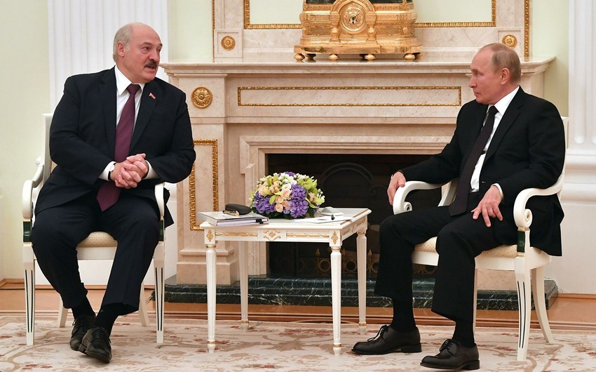 Putin Lukaşenkoya zəng ETDİ 