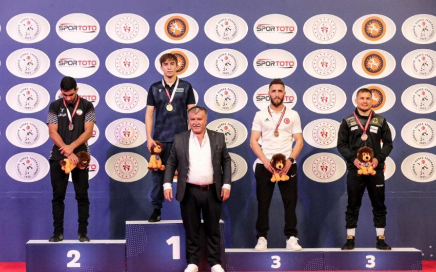 Azərbaycan güləşçiləri Türkiyədə 12 medal qazandılar