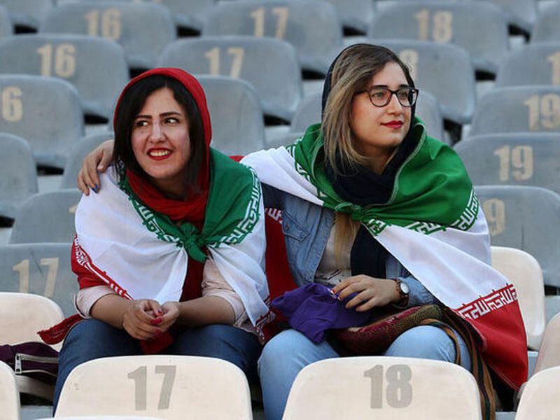 İranda qadınlara qoyulan bu qadağa aradan QALDIRILDI 