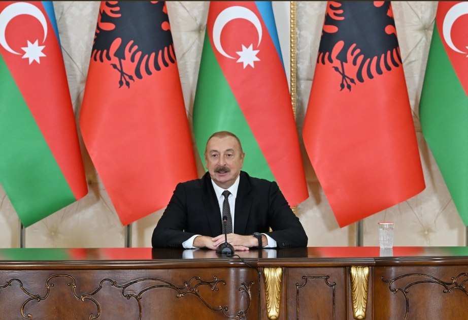 İlham Əliyev: “Biz Albaniya Prezidentinin səfərinə çox böyük önəm veririk”