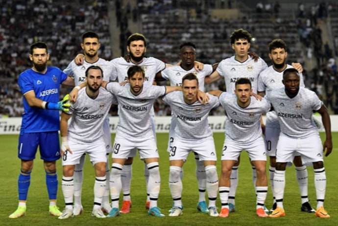 “Qarabağ” “Linkoln”la oyun üçün 24 futbolçu sifariş ETDİ