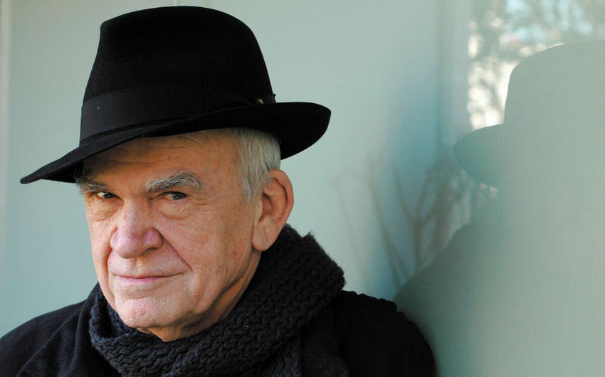 Yazıçı Milan Kundera 94 yaşında vəfat etdi