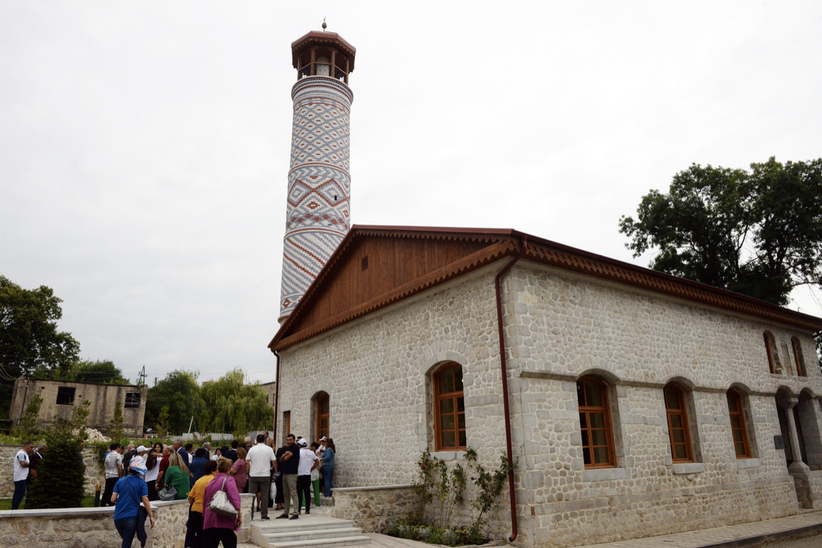 Vaqif Poeziya Günlərinin iştirakçıları Şuşanın tarixi-mədəni MƏKANLARINDA - FOTO