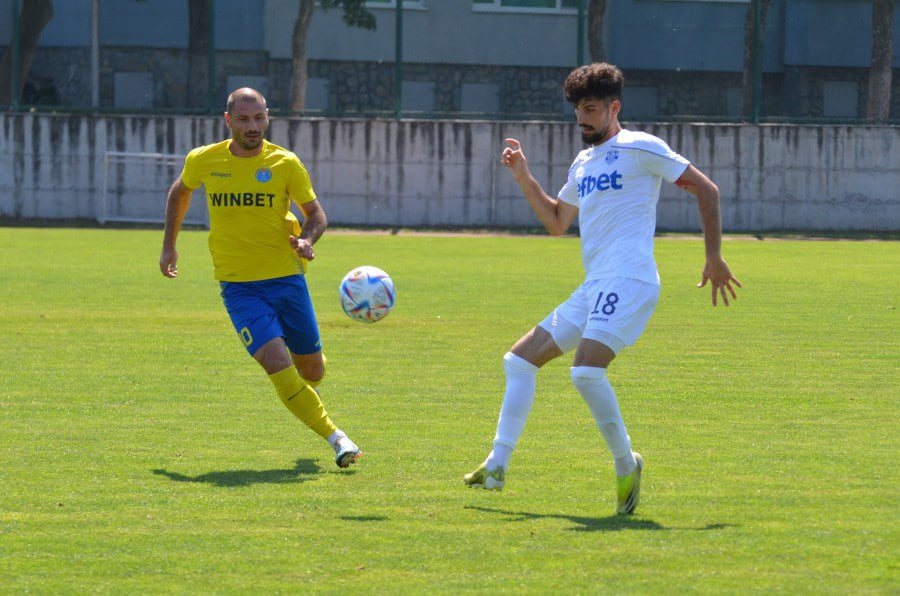 Futbolçumuz Bolqarıstanda ilk qolunu vurdu