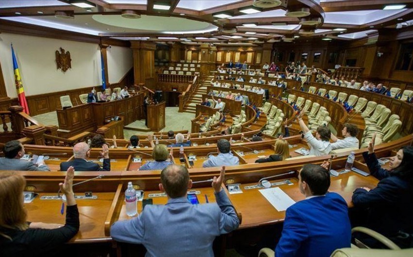 Moldova parlamenti fövqəladə vəziyyət rejimini 60 gün uzadıb