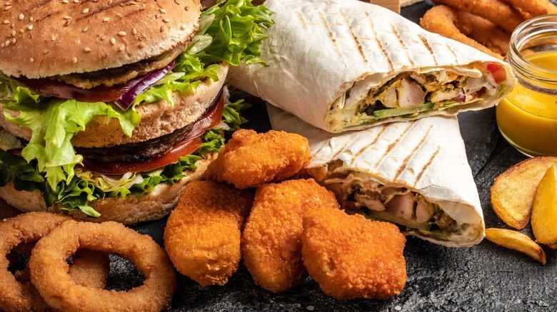 “Fast food”larla bağlı XƏBƏRDARLIQ – “Bu qidalardan gündəlik istifadə...”