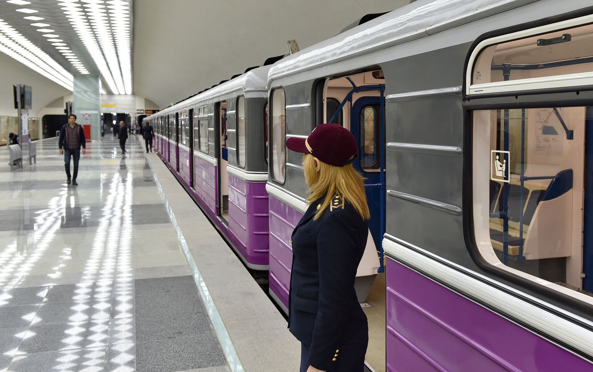 “Köhnə qatarlara kondisioner quraşdırılması mümkün deyil” – Bakı Metropoliteni