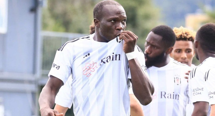 Abubakar “Beşiktaş”dan gedə bilər Abubakar “Beşiktaş”dan gedə bilər