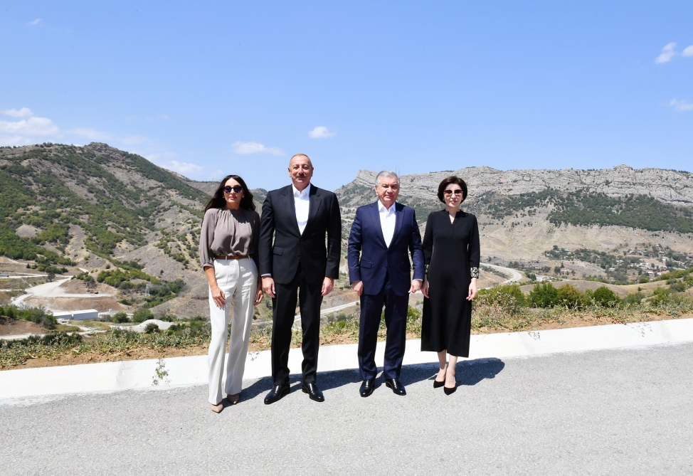 Azərbaycan və Özbəkistan prezidentləri xanımları ilə Şuşaya SƏFƏR ETDİLƏR - YENİLƏNİB - FOTO