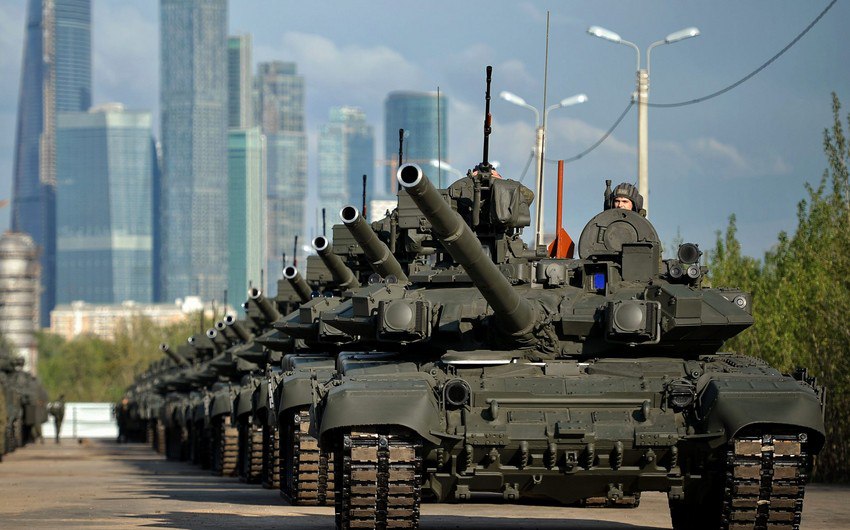Ukraynada məhv edilən Rusiya tanklarının sayı 4 400-ə çatdı