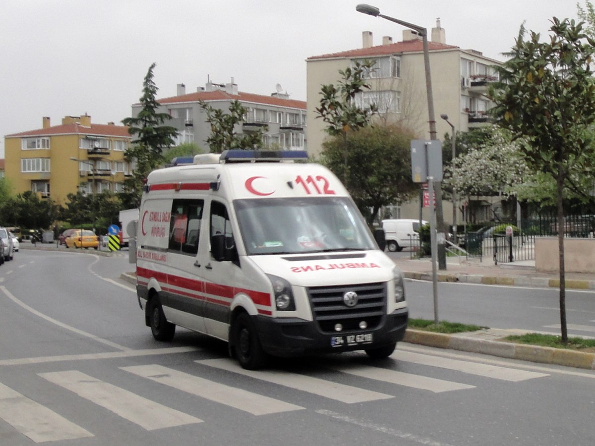 Türkiyədə turist avtobusu aşdı - 26 nəfər xəsarət aldı - FOTO