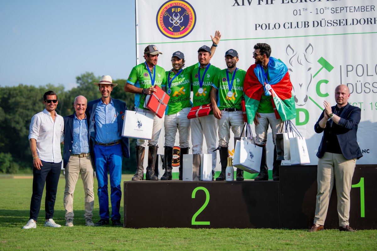 İdmançılarımız Avropa Çempionatında gümüş medal qazandı - FOTO