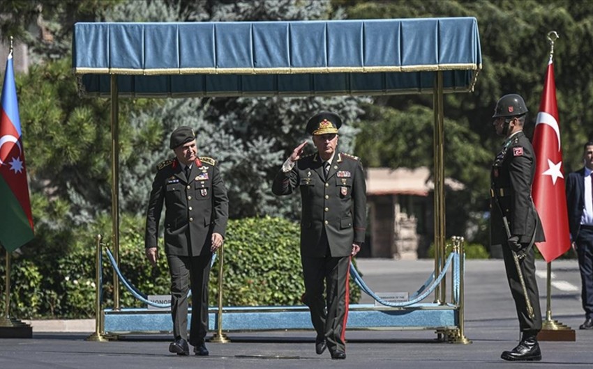 Ankarada Kərim Vəliyev Türkiyənin ordu generalı ilə görüşdü - FOTO