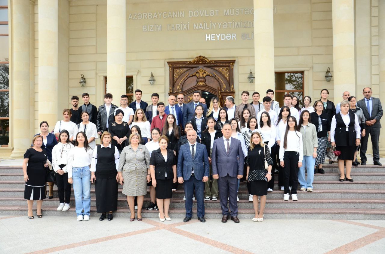 Göyçayda universitetlərə qəbul olan abituriyentlərlə görüş keçirildi - FOTO 