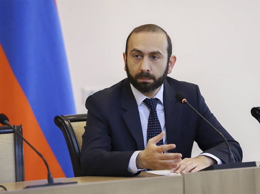 Mirzoyan: “Beynəlxalq tərəfdaşlar bizdən KTMT-dən çıxmağı tələb etməyiblər”