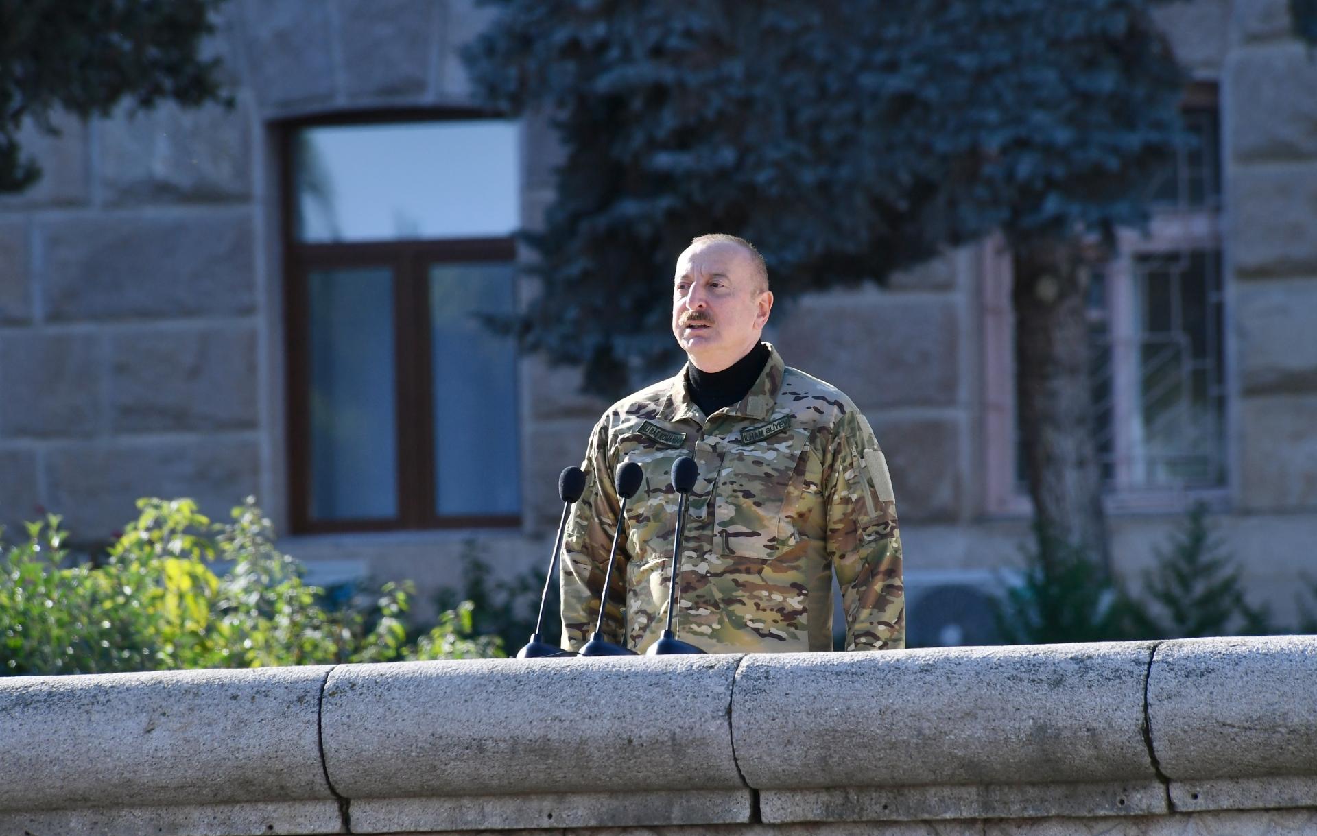 Prezident Azərbaycan xalqını Zəfər Günü münasibətilə təbrik edib - FOTO