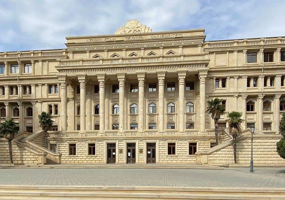 Azərbaycanda bu universitetin tələbələri də qızılcaya YOLUXDU 