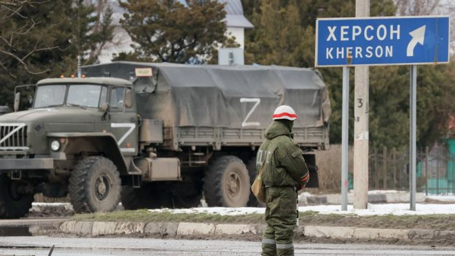 Rusiya ordusu Xersonun dəmiryol vağzalını ATƏŞƏ TUTUB