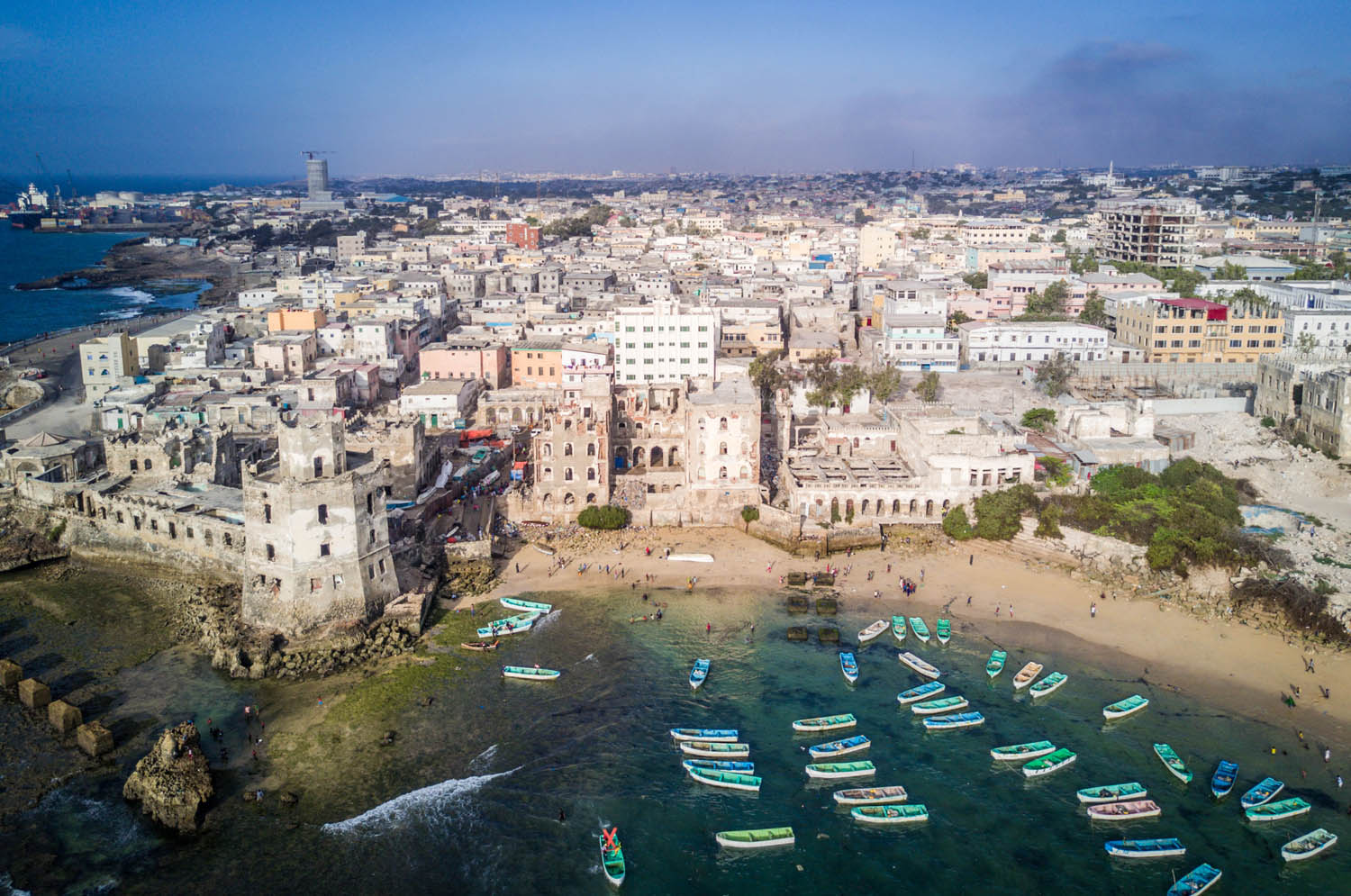 Somali sahillərində daha bir yük gəmisi QAÇIRILDI