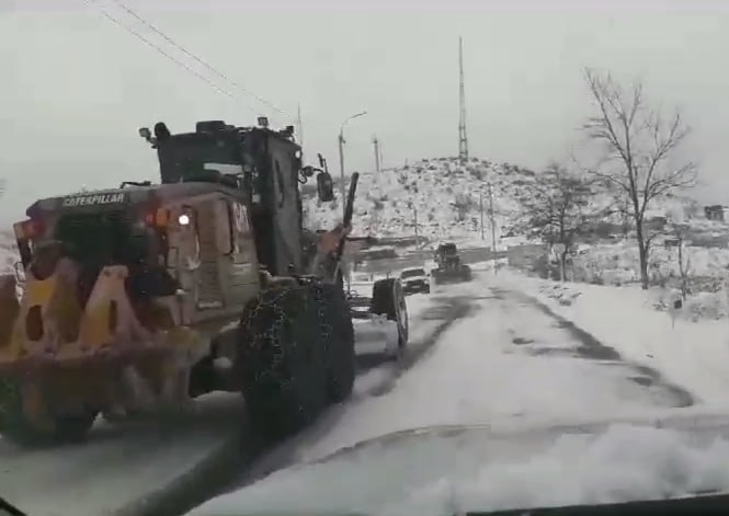 Şuşa-Xankəndi yolu qardan təmizlənir - VİDEO