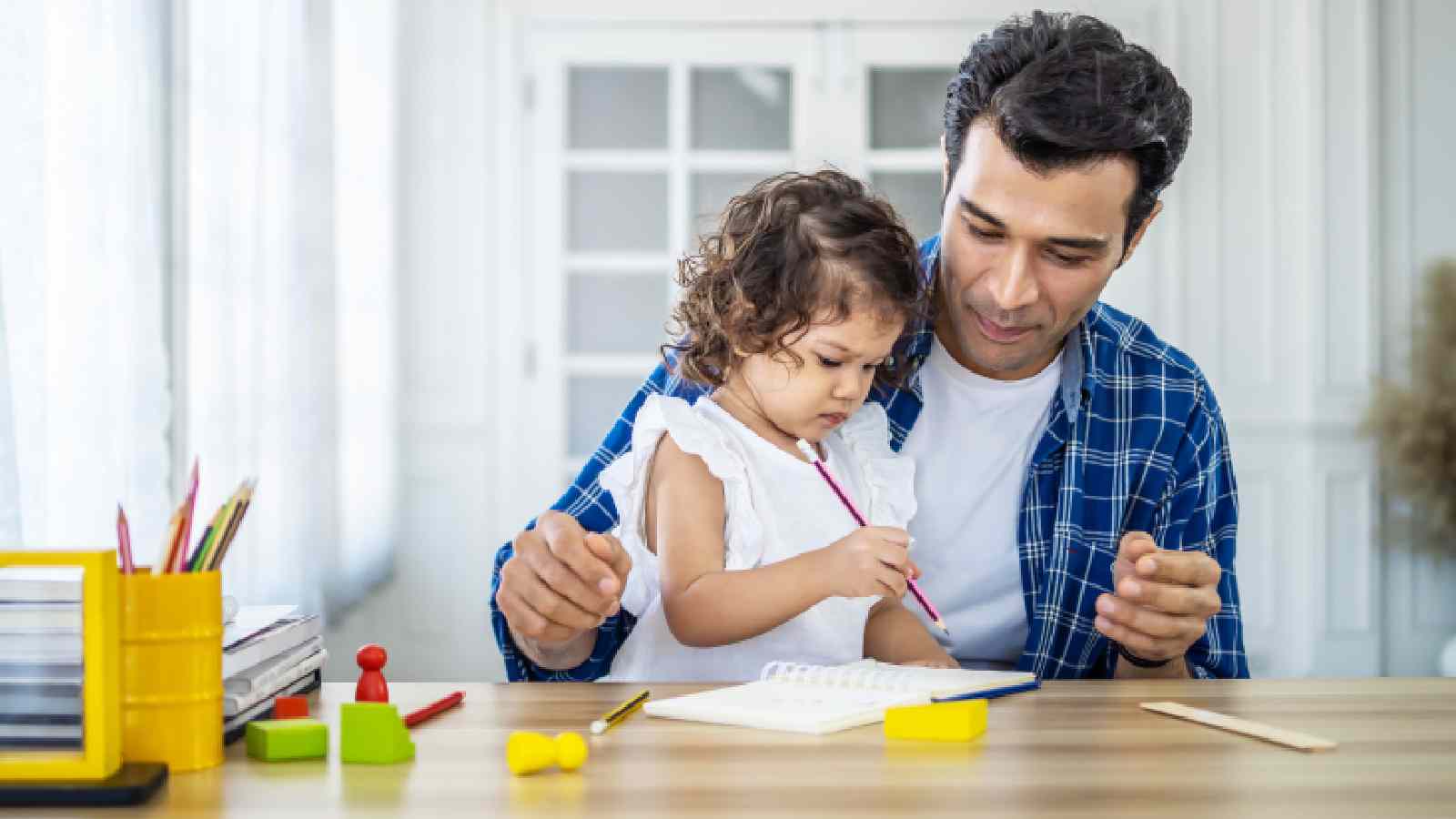 Uşağını təkbaşına böyüdən kişilərə yeni hüquq VERİLDİ 