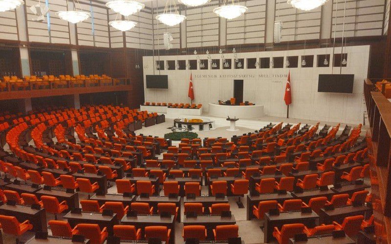 Türkiyə parlamentində terrorla mübarizəyə dair BƏYANAT qəbul edilib