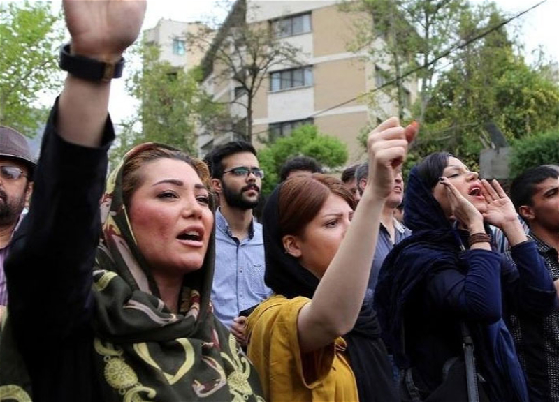 İranda hüquq müdafiəçisi həbs edildi - FOTO