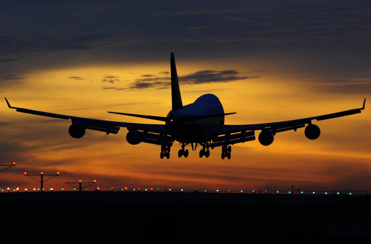 Kərkükdən Bakıya ilk aviareys baş tutdu – FOTO Kərkükdən Bakıya ilk aviareys baş tutdu – FOTO