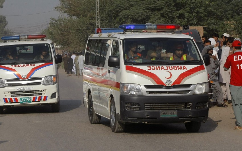 Pakistanda iki partlayış oldu - 28 ölü, 40-dən çox yaralı var - VİDEO