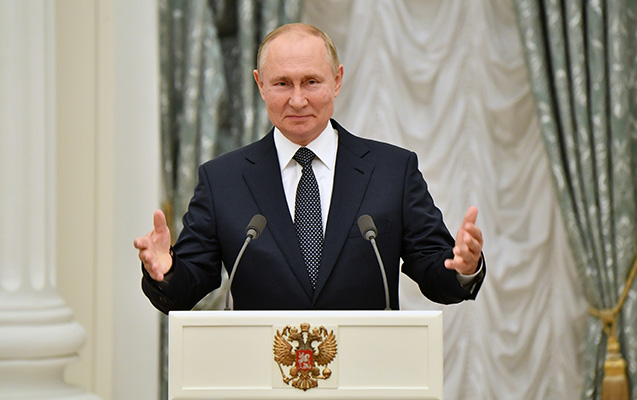 Putinin prezident seçkilərində üç rəqibi var