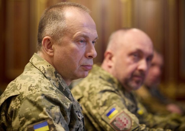 “Ukrayna ordusu Avdeyevka şəhərini tərk edib” - Sırski